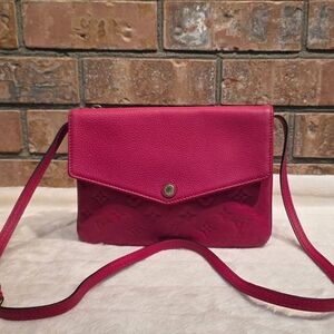 Authentic Louis Vuitton Twice/Twinset Pochette Crossbody